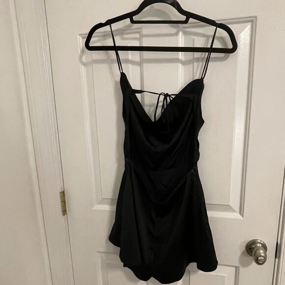 SHEIN Satin Cowl Neck Open-Back Romper - Picture 4 of 4